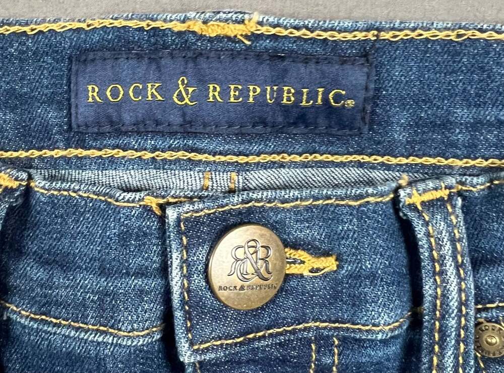 Rock & Republic Jeans Size 2 Blue Stretch Skinny Denim Slit Ankle